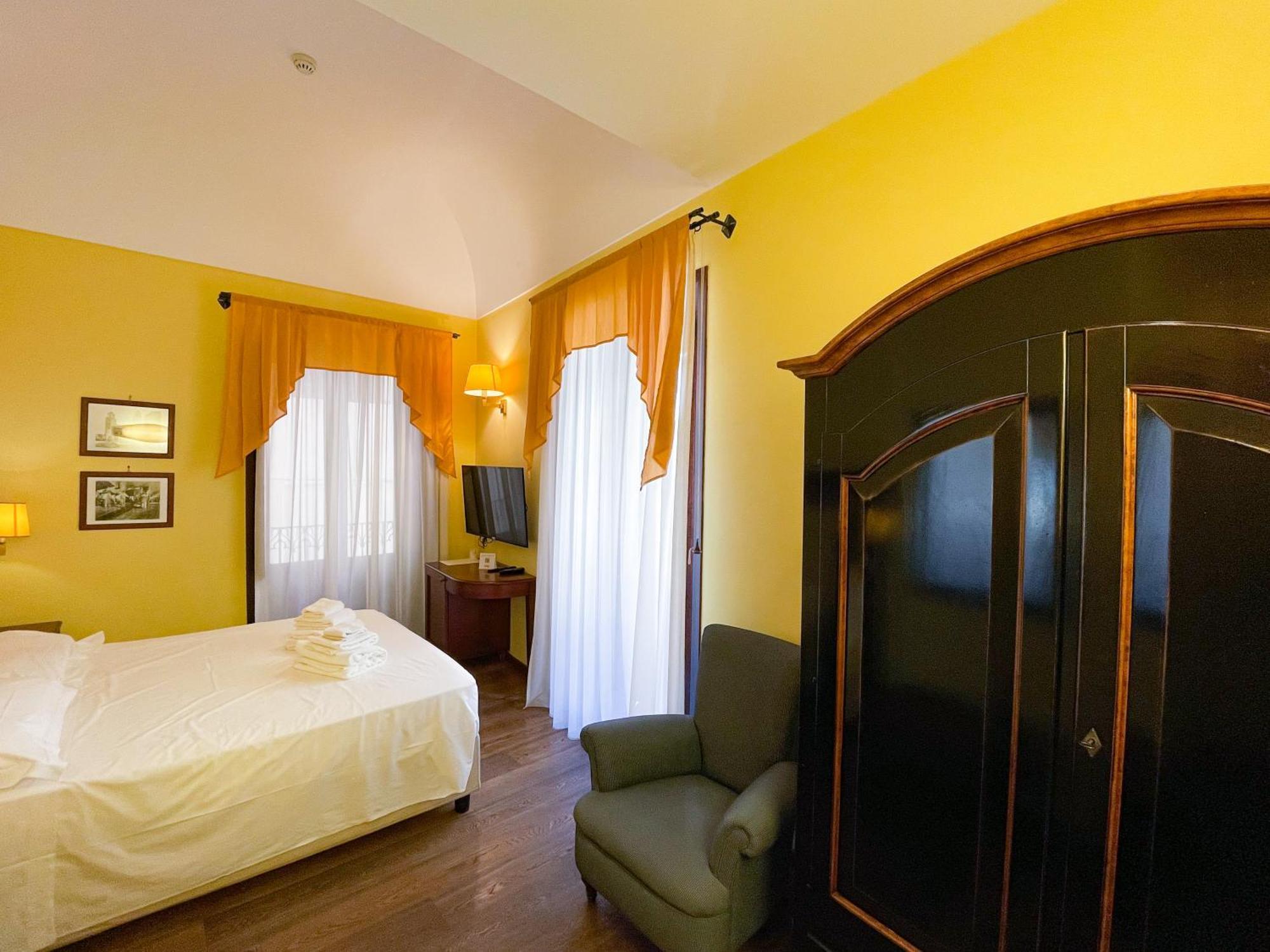 Hotel La Plumeria Cefalù Pokój zdjęcie